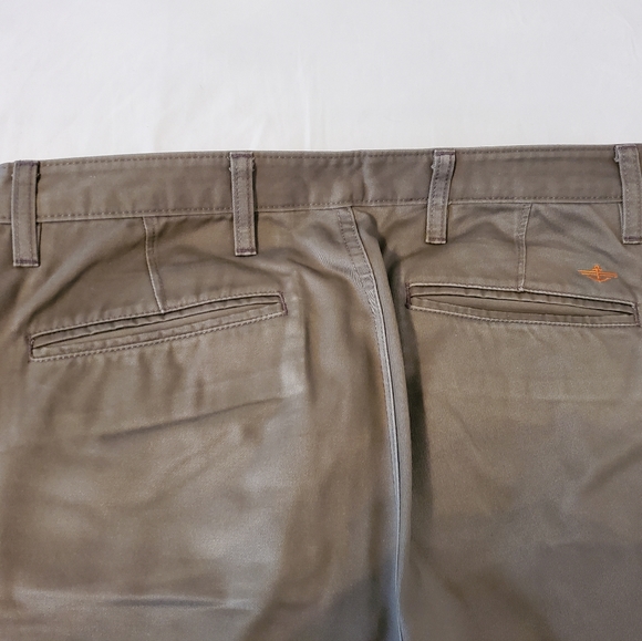 Selling Men's Dockers Brown Khaki Pants - Picture 8 of 11